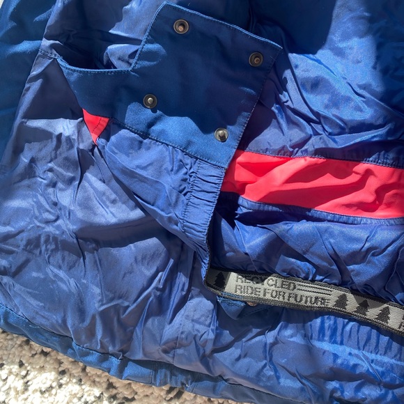 Very good condition. Very warm winter jacket. Originally used for alpine skiing. - Picture 3 of 5